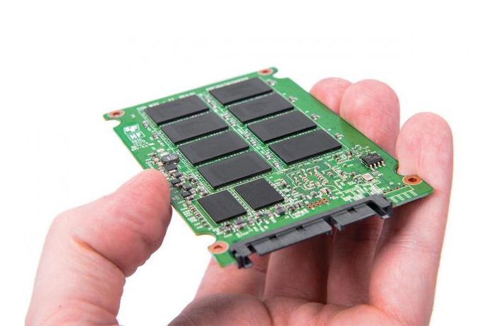 حافظه SSD چگونه کار می کند؟